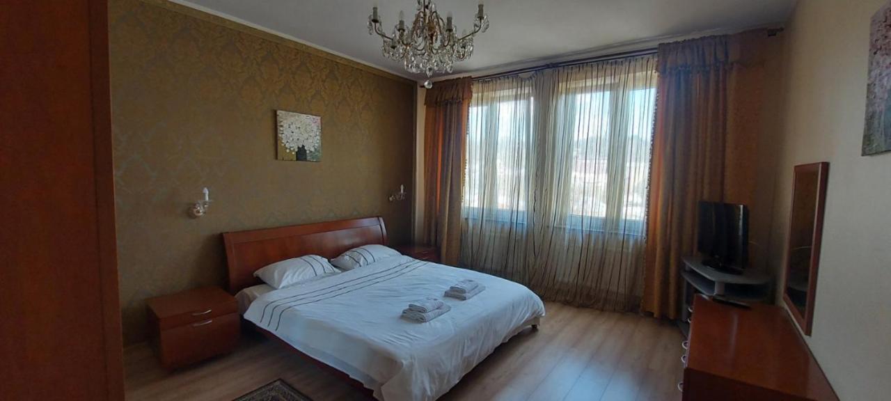 Stylish Deluxe Apartments!!! Lviv Exteriör bild